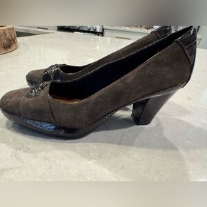 Clarks Artisan Diamond Sadler Women's Pewter Suede Slip-on Heels